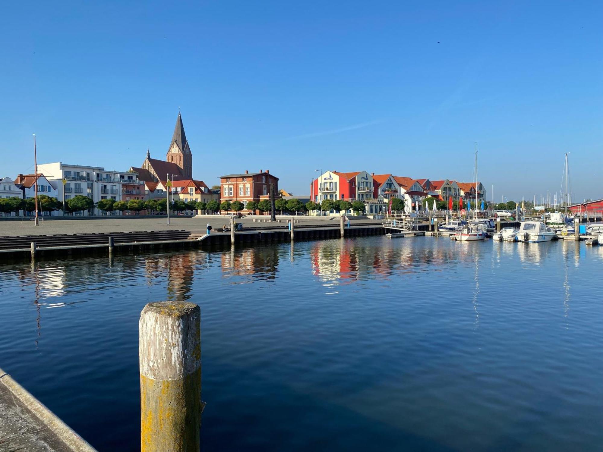 Ferienwohnung "Boddenland" Barth Bagian luar foto